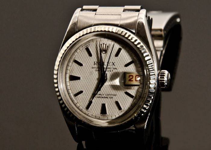 rolex datejust red date