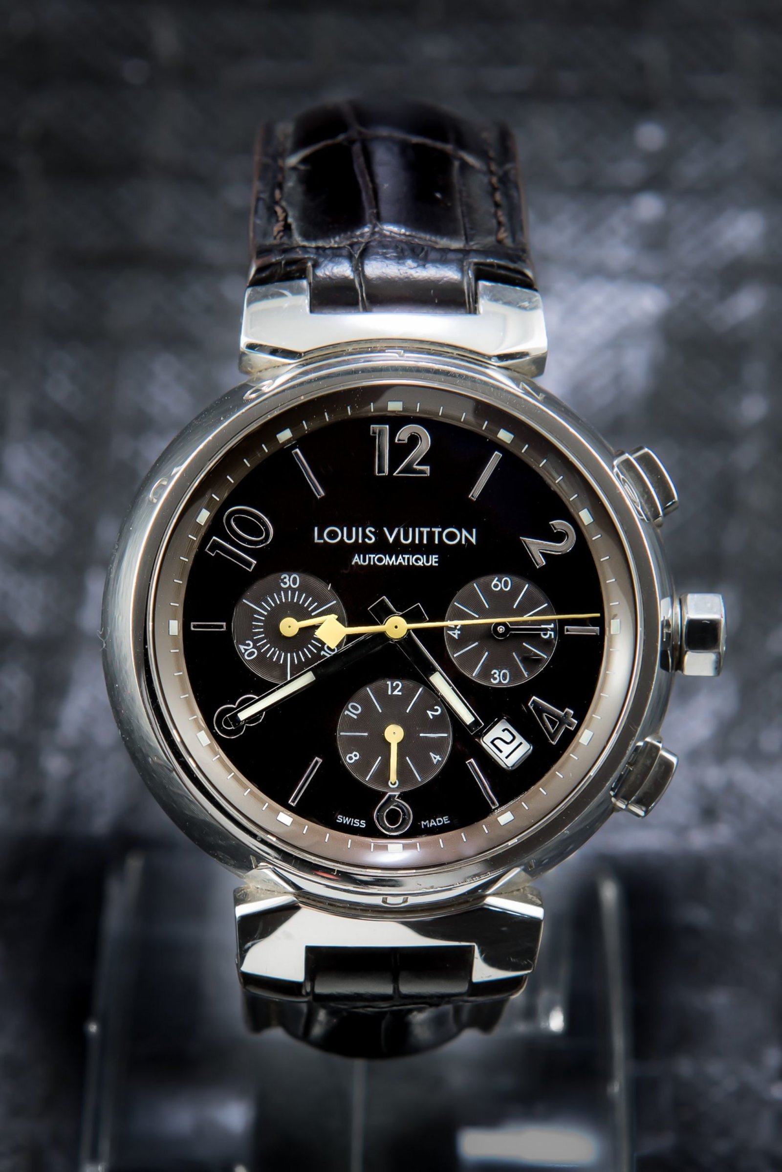 Louis Vuitton Tambour Q lv277 Automatic Men&#39;s Watch | Pawn Deluxe