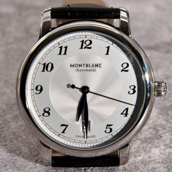 Montblanc Star 4810 7439 Legacy Automatic Date 39 mm