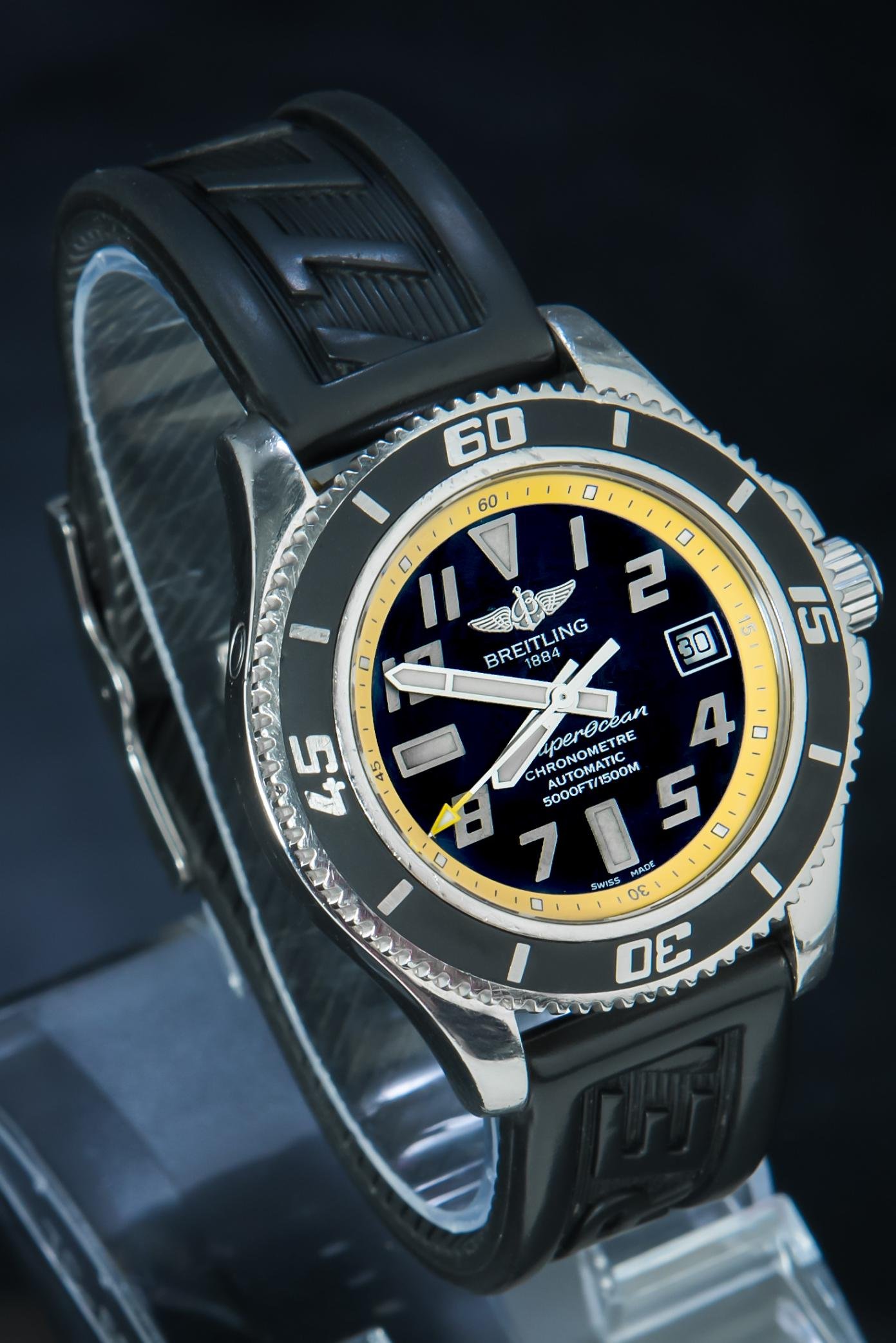 breitling superocean 42 thickness