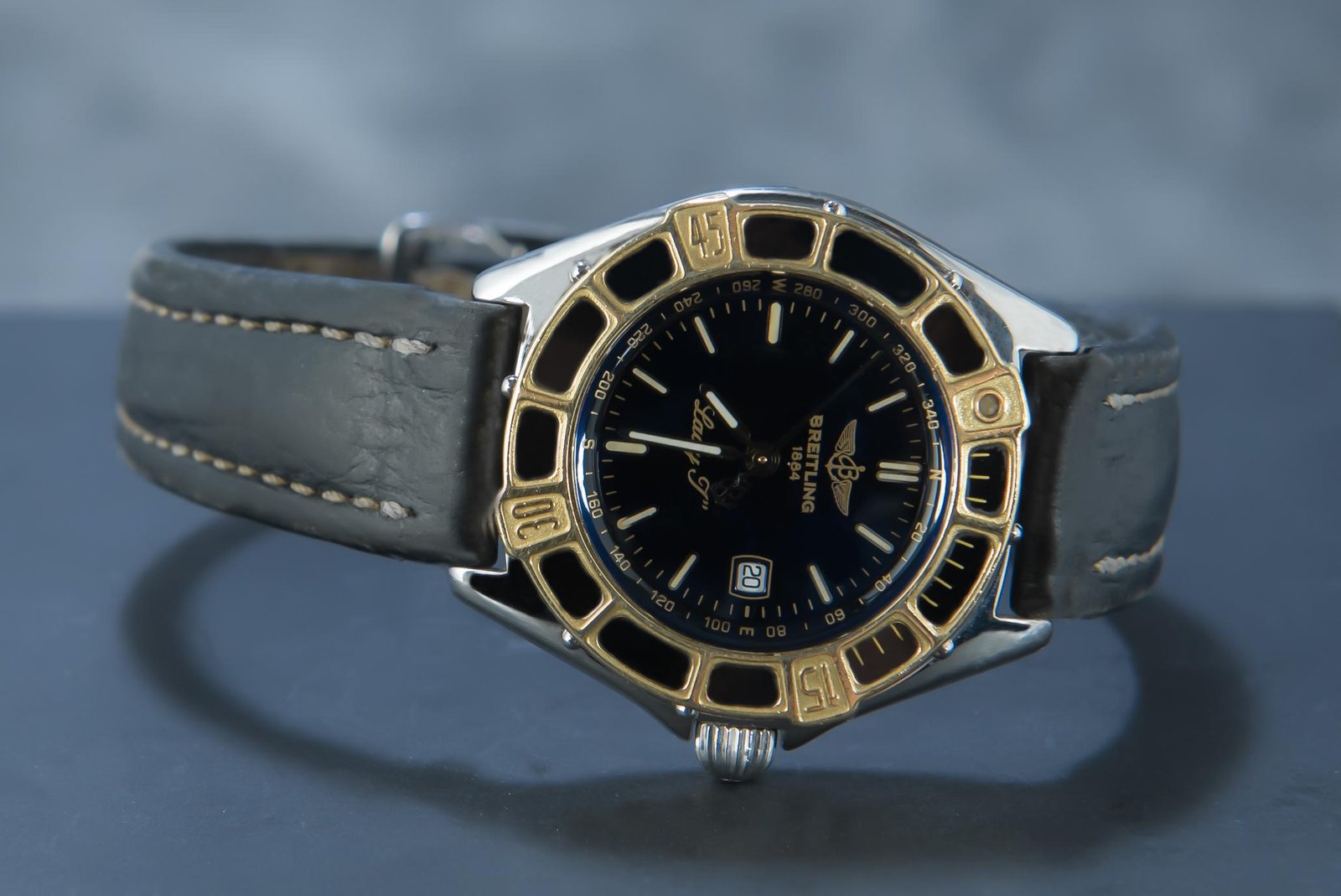 Breitling J Class Lady 18K Yellow Gold Date Black Dial - D 52065 -  Pawndeluxe
