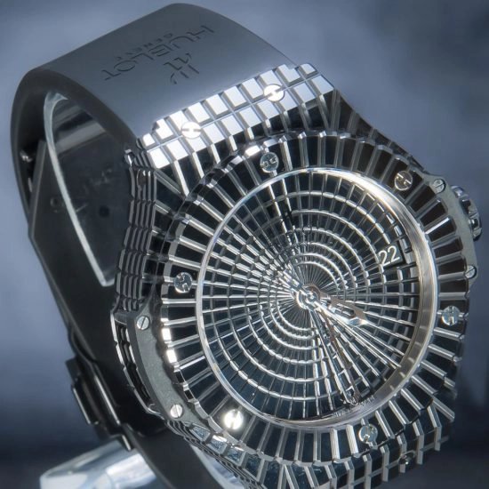 Hublot Big Bang Caviar left