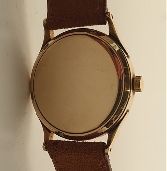 Omega Seamaster 2581 back