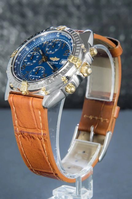 Breitling Chronomat B13050 right
