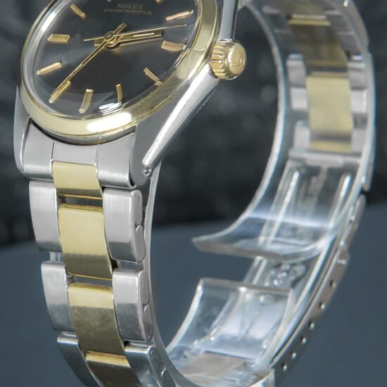 Rolex Oyster Perpetual 6748 right