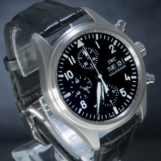 IWC Pilot IW371704 left