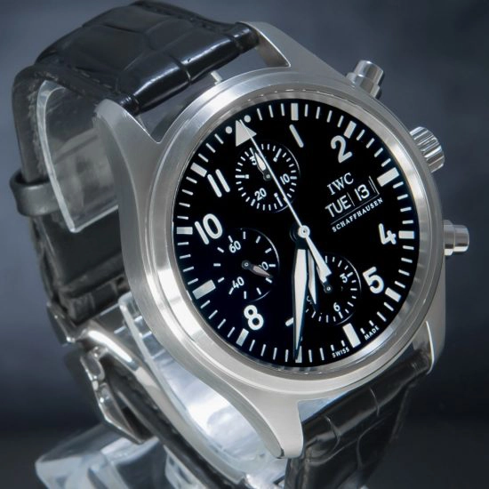 IWC Pilot IW371704 left